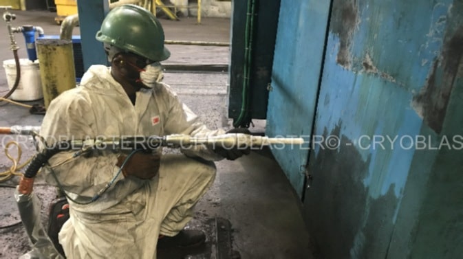 Industrielle Reinigung durch Trockeneisstrahlung