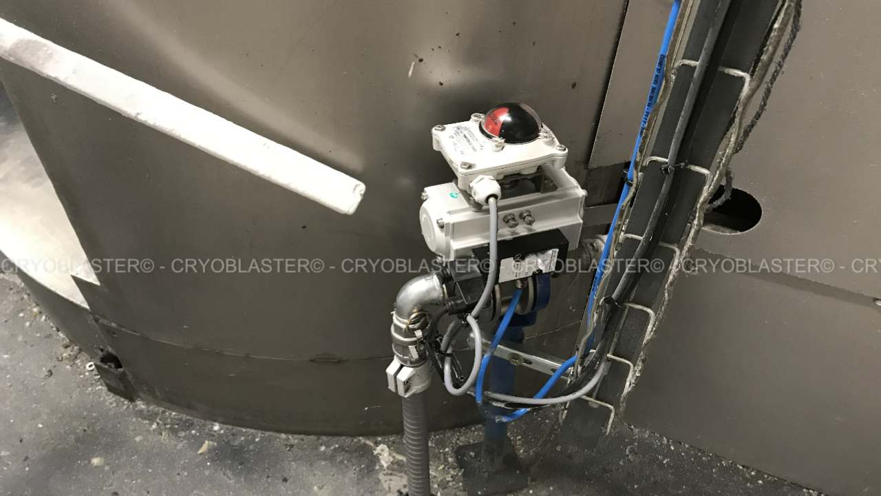 Enlèvement de colle par cryogénie à Dannemarie-sur-Crète