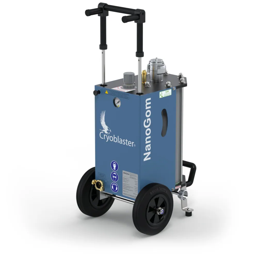 Small abrasive air blasting equipment for homeowners