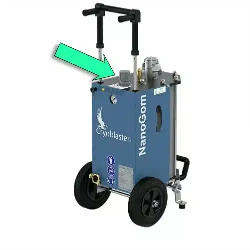 Nanogom avec flâche indiquant ou se trouve le régulateur de pression