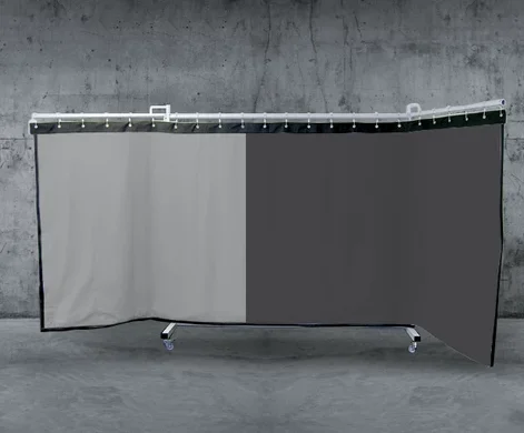 Laser protection curtain