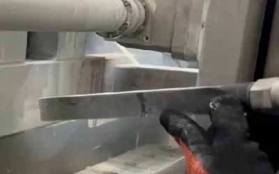 Dry Ice Blasting von Kalkablagerungen auf Abfüllmaschinen in der Lebensmittelindustrie: eine innovative Lösung