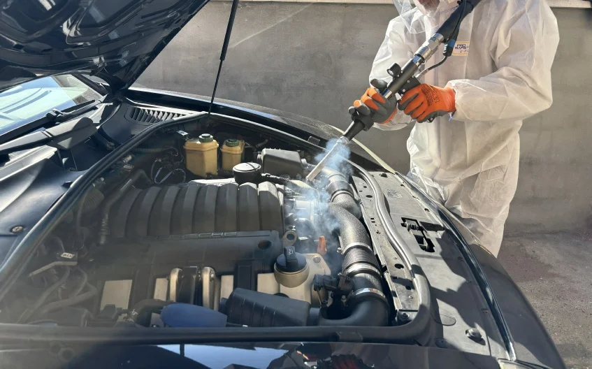 Pourquoi le nettoyage cryogénique est-il devenu l’allié n°1 des passionnés d’auto en Savoie ?